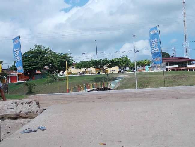 A PONTE  EM FRETE A PRAA DA PREFEITURA - POR SOCORRO FERNANDES - SO CAETANO DE ODIVELAS - PA