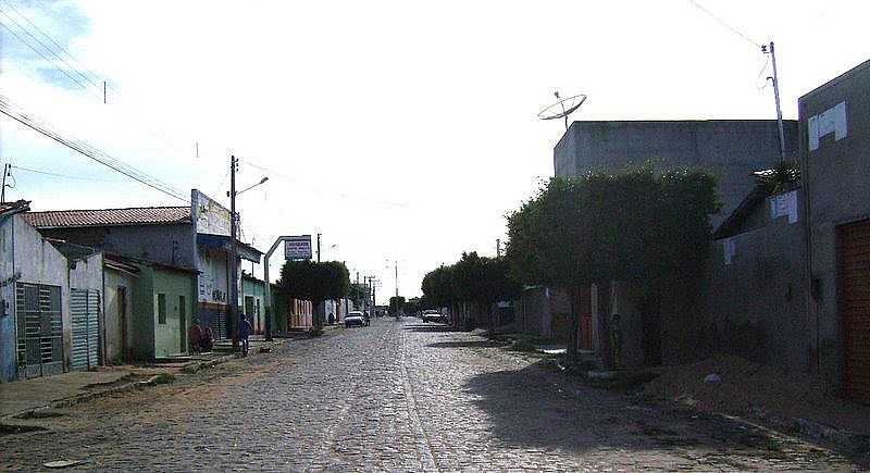 CAMPO ALEGRE DE LOURDES-BA-RUA NO CENTRO DA CIDADE-FOTO:JAMES PEREIRA DOS SANTOS - CAMPO ALEGRE DE LOURDES - BA