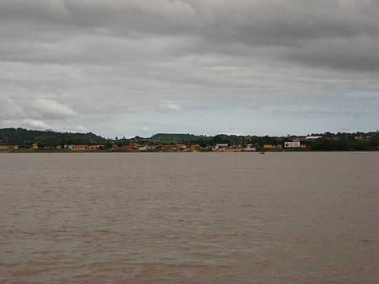 SO GERALDO DO ARAGUAIA-PA-CHEIA DO RIO ARAGUAIA E A CIDADE AO FUNDO-FOTO:ERICK ANISZEWSKI - SO GERALDO DO ARAGUAIA - PA