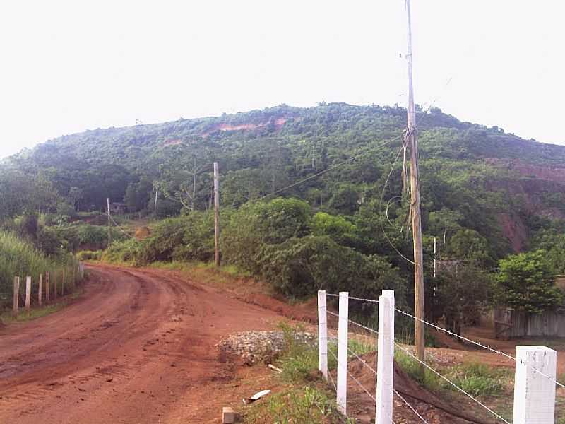 SERRA PELADA-PA-ENTRADA DA MINA-FOTO:PEDRO JNIOR  - SERRA PELADA - PA