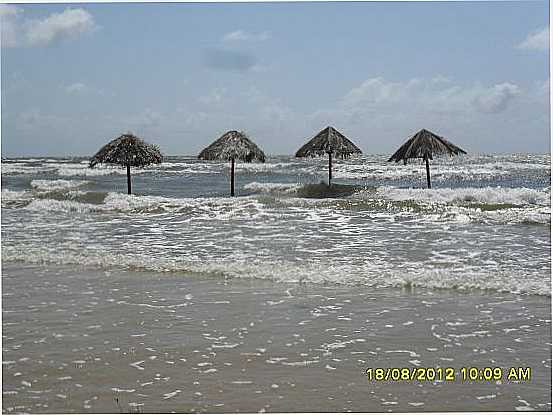 PRAIA DO PESQUEIRO., POR FERNANDO MACEDO - SOURE - PA