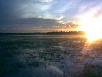 POR DO SOL NOS CAMPOS, POR ELIVALQUIM CASSEB - TRACUATEUA - PA