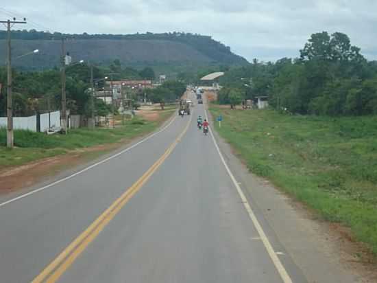 RODOVIA EM VITRIA DO XING-FOTO:JACK JOS ALVES - VITRIA DO XINGU - PA