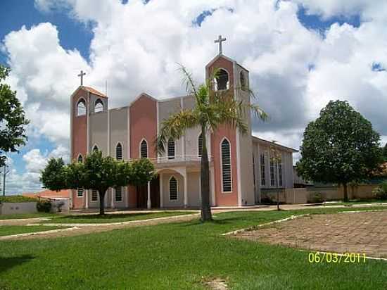 MATRIZ DE SO JOS CARPINTEIRO EM XINGUARA-FOTO:BENIVALDO PEREIRA BR - XINGUARA - PA