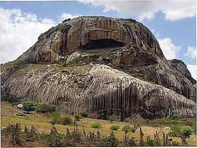 PEDRA DA BOCA, POR WELLINGTON RAFAEL DA SILVA - ARARUNA - PB