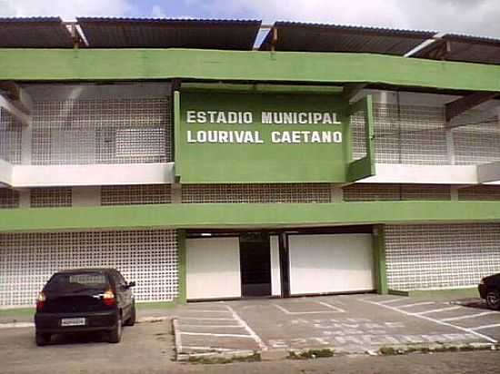 ESTDIO MUNICIPAL LOURIVAL CAETANO EM BAYEUX-FOTO:DANILO DA SILVA LIMA - BAYEUX - PB