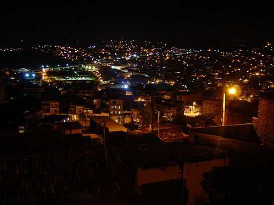 VISTA NOTURNA DE CANDEIAS-BA-FOTO:MAIKON_AFONSO - CANDEIAS - BA