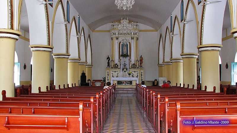 CAJAZEIRAS-PB-INTERIOR DA IGREJA DE N.SRA.DE FTIMA-FOTO:GALDINOVILANTE - CAJAZEIRAS - PB