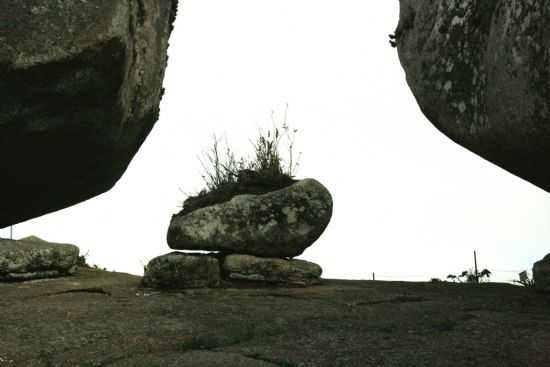  PEDRA DOS NAMORADOS  ( SITUADA NA PEDRA DE S. ANTONIO ), POR FBIO LEO - FAGUNDES - PB