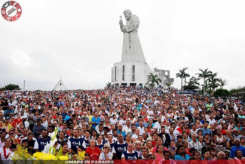 ESTTUA DE FREI DAMIO - GUARABIRA - PB - GUARABIRA - PB