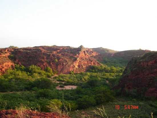  SERRA DA ARARA AZUL, POR JOSE A CARDOSO - CANUDOS - BA