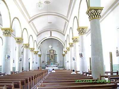 INTERIOR DA IGREJA MATRIZ, POR VILMAR D. OLIVEIRA - ITAPORANGA - PB