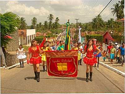 DESFILE CIVCO, POR GLI TAVARES - ITAPOROROCA - PB