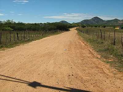 ESTRADA PARA A CIDADE DE MATO GROSSO-FOTO:JOCERLANDIO  - JERIC - PB