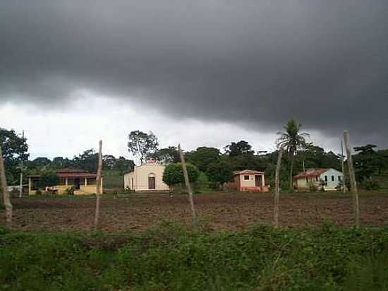 CAPELA EM PROPRIEDADE RURAL EM LAGOA DE DENTRO-FOTO:ELIO ROCHA - LAGOA DE DENTRO - PB