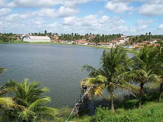 VISTA DO LAGO E A CIDADE DE LAGOA DE DENTRO-FOTO:LEONALDO - LAGOA DE DENTRO - PB