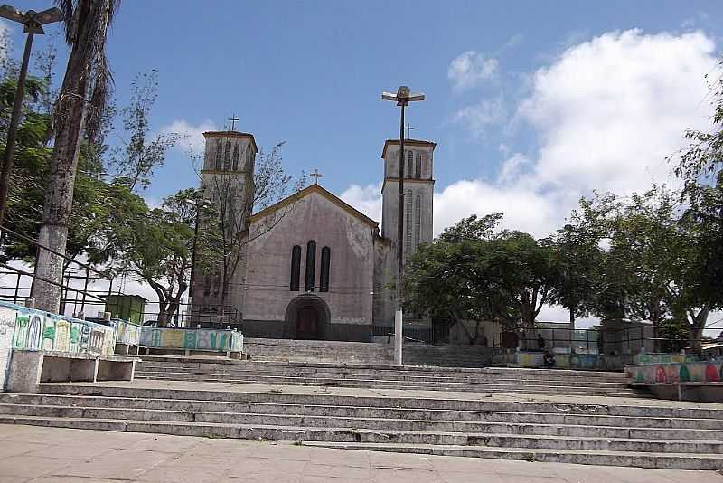 LAGOA SECA-PB-PRAA E MATRIZ DE N.SRA.DO PERPTUO SOCORRO-FOTO:ARAUJO33 - LAGOA SECA - PB