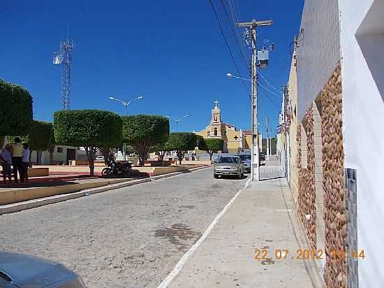 PRAA DA MATRIZ EM LIVRAMENTO-PB-FOTO:SEBASTIO COUTINHO - LIVRAMENTO - PB