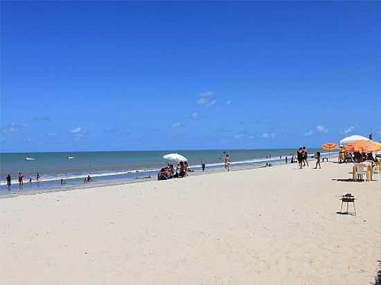 PRAIA EM LUCENA-FOTO:HJOBRASIL - LUCENA - PB