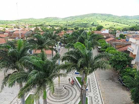 PRAA MANOEL BARBOSA EM MANARA-PB-FOTO:Z DE SELMA - MANARA - PB