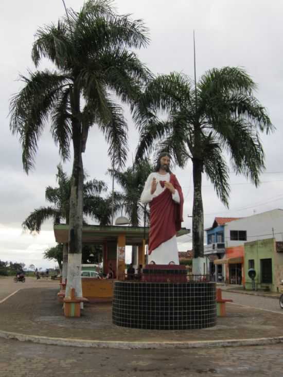 CRISTO NA PRAA DO CORETO, POR ALBA LGIA DE PAIVA GOMES ALBUQUERQUE - MARI - PB