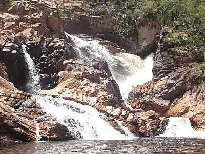 CACHOEIRA EM CARAGUATA, POR VERLANSP. - CARAGUATA - BA