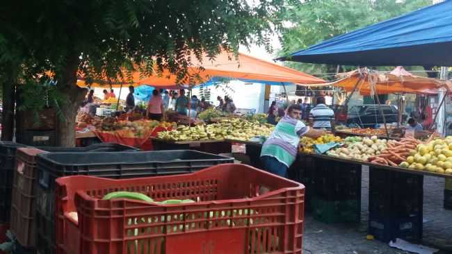 FEIRA LIVRE NO CENTRO DA CIDADE DE PAULISTA PB, POR JOALIS DUTRA DA SILVA - PAULISTA - PB