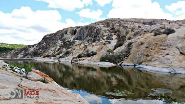 FLECHAS, PEDRA LAVRADA, POR IAN CORDEIRO - PEDRA LAVRADA - PB