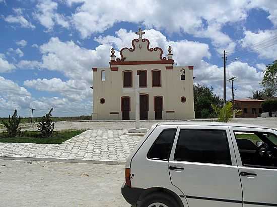 IGREJA MATRIZ DE CARAPE-BA-FOTO:VILACARAIPE. - CARAPE - BA