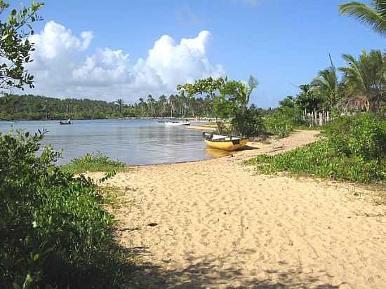 PRAIA DA BARRA PARTE DO RIO EM CARAVA-BA - CARAIVA - BA