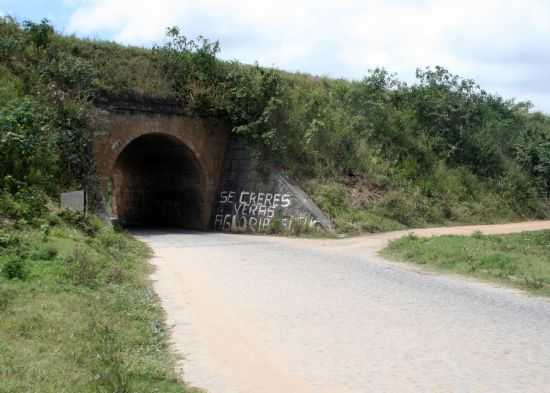 CAMINHO PARA A PONTE, POR ADRIANO KELLY - PUXINAN - PB