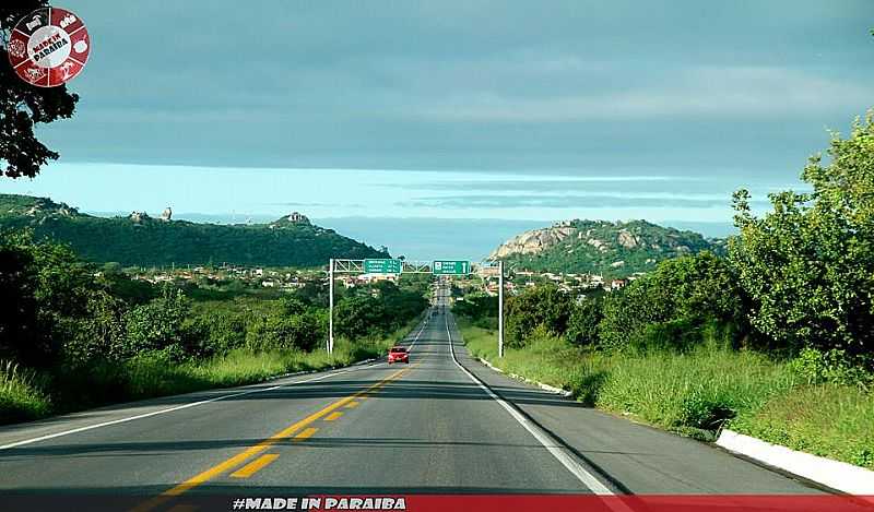 BR 104 - SADA PARA REGIO DO CARIRI ORIENTAL, VISTA DA CIDADE DE QUEIMADAS PB. FOTO: EGBERTO ARAJO. - QUEIMADAS - PB