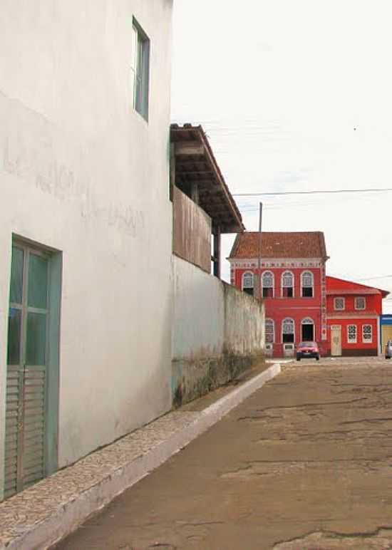 RUA DO CENTRO HISTRICO EM CARAVELAS-BA-FOTO:ALBERTO ALVES - CARAVELAS - BA