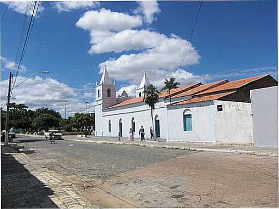 IGREJA MATRIZ - CENTRO - CARINHANHA - BA - FOTO POR RMULO HENOK  - CARINHANHA - BA