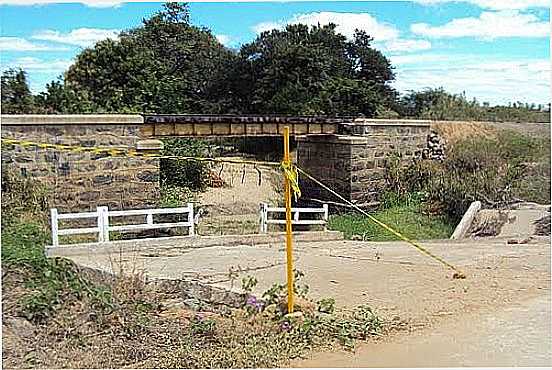 PONTE  EM SO DOMINGOS DE POMBAL-FOTO:CHRISTIANO HIROI - SO DOMINGOS DE POMBAL - PB