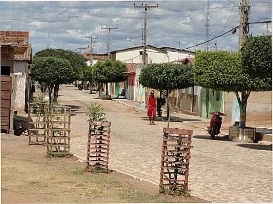 RUA DA PUEIRA, POR LAMARTINE NOBRE - SO JOO DO RIO DO PEIXE - PB