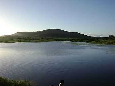 AUDE - REPRESA(NO FUNDO A SERRINHA)-ENTRADA DE CACIMBINHAS POR MIGUEL TENRIO DE ARAJO NETO - CACIMBINHAS - AL