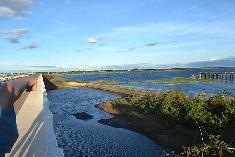 CASA NOVA-BA-BARRAGEM DE SOBRADINHO-FOTO:CBHSF - CASA NOVA - BA