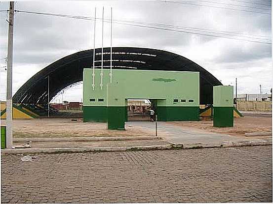 GINSIO POLIESPORTIVO EM CASA NOVA-FOTO:EDELSON153 - CASA NOVA - BA