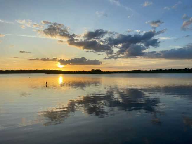 POR DO SOL EM SUM , AUDE, POR GEORGE LUIS PEIXOTO DE HOLLANDA - SUM - PB