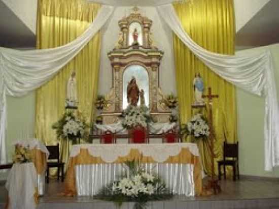 ALTAR DA IGREJA MATRIZ DE SANTANA EM TACIMA(CAMPO DE SANTANA)-PB-FOTO:EDNEIDE SOUSA - TACIMA - PB