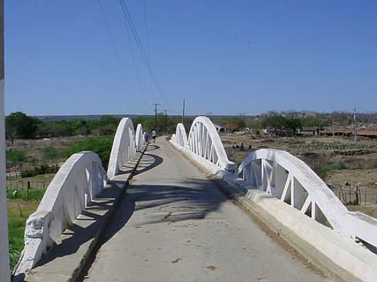 PONTE VELHA EM TAPERO-PB-FOTO:ALUISIO TRINDADE FIL - TAPERO - PB