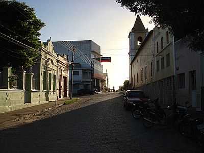 RUA DA SANTA CRUZ, POR ROBERTO MALTA. - GUAS BELAS - PE