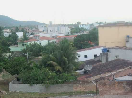 VISTA PARCIAL DE GUAS BELAS VISTA DO LAGERO DO CEMITRIO, POR J.SANTOS DE MELO - GUAS BELAS - PE