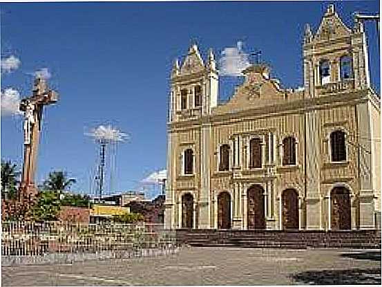 IGREJA MATRIZ-FOTO:ALLINEMIRELLY. - ALTINHO - PE