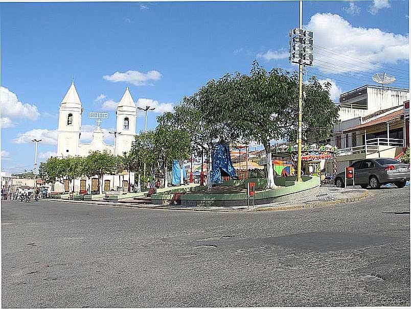 PRAA DA MATRIZ - POR FRANCISCO CONRADO - BEZERROS - PE