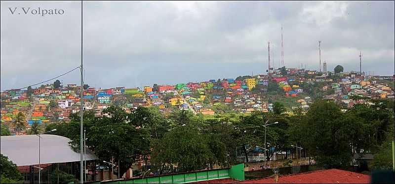 CABO DE SANTO AGOSTINHO-PE-VISTA DA CIDADE COM SUAS CASAS COLORIDAS-FOTO:VILSON VOLPATO - CABO DE SANTO AGOSTINHO - PE