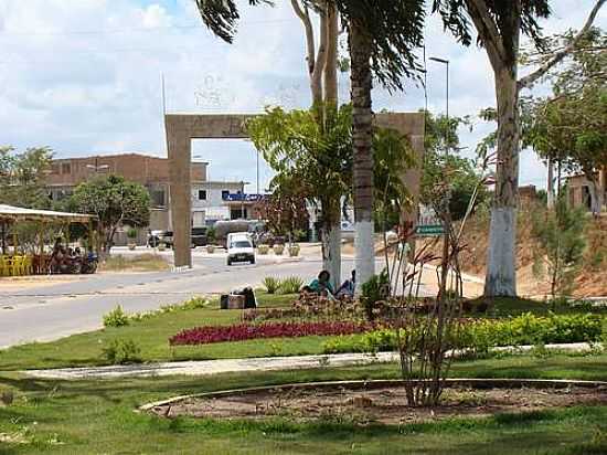 ENTRADA DA CIDADE DE CANHOTINHO-PE-FOTO:ELIO ROCHA - CANHOTINHO - PE