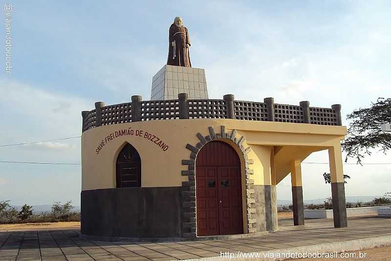 CAPOEIRAS-PE-MONUMENTO  FREI DAMIO-FOTO:SERGIO FALCETTI - CAPOEIRAS - PE