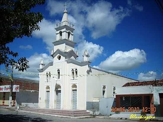 IGREJA MATRIZ DE CRUZES-FOTO:WASHINGTON@SILVA - CRUZES - PE